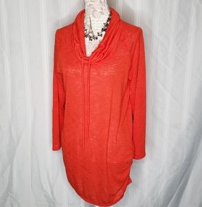 Raglan crowl neck pullover red by a&d